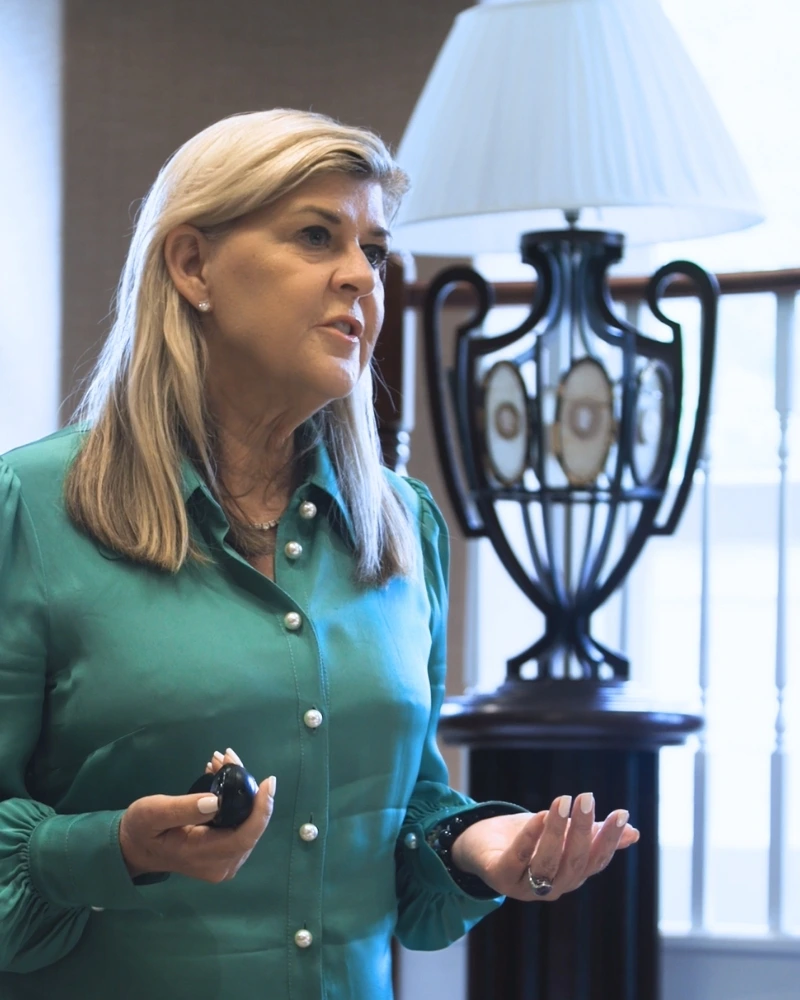 Tanya Hames presenting a RTT workshop